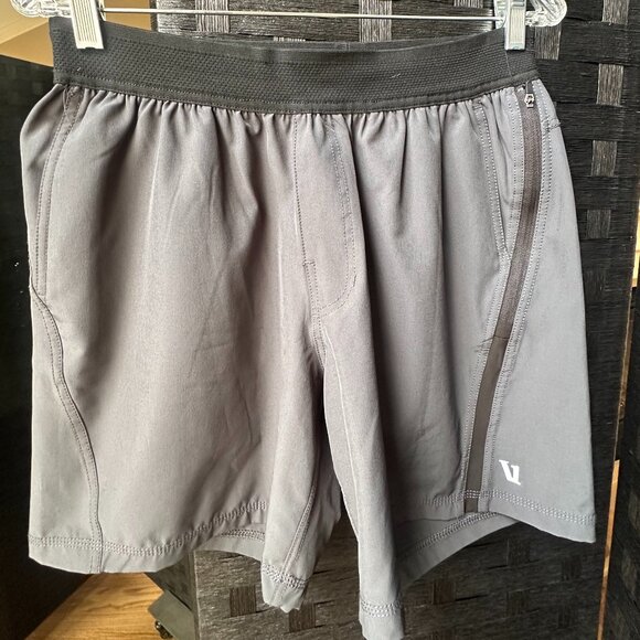 Vuori Men's Performance Shorts Medium 9" - Picture 1 of 6